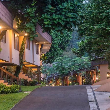 The Cipaku Garden Hotel Bandung Exterior foto