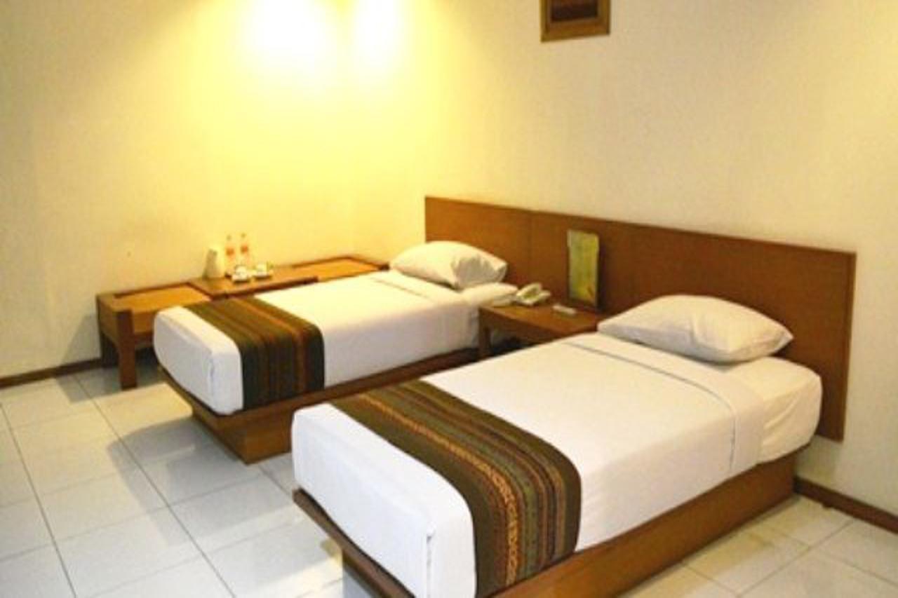 The Cipaku Garden Hotel Bandung Exterior foto