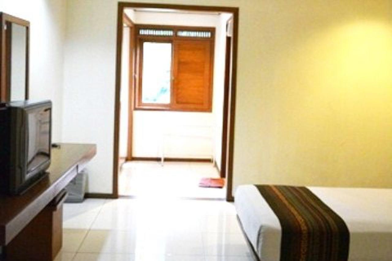 The Cipaku Garden Hotel Bandung Exterior foto