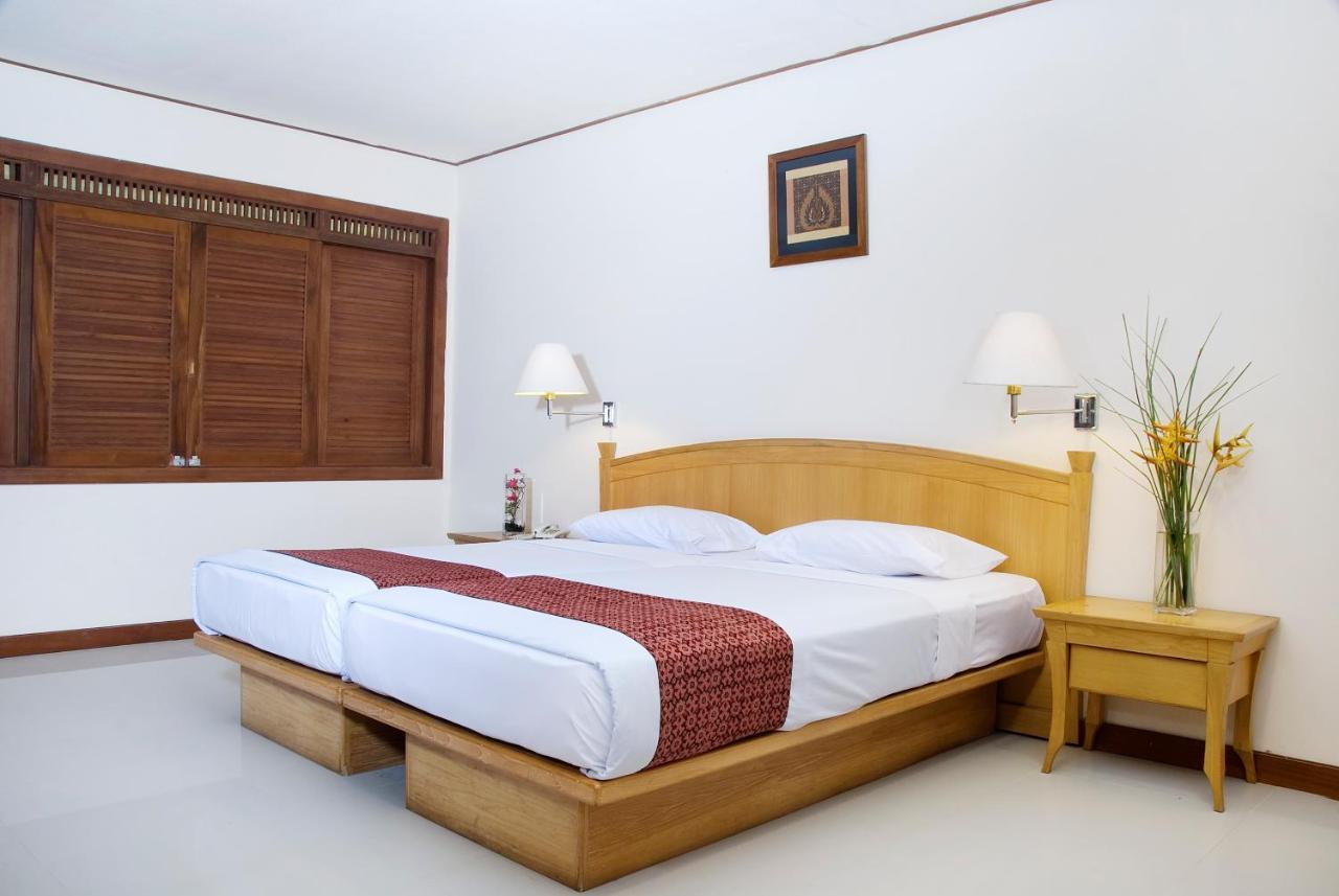 The Cipaku Garden Hotel Bandung Exterior foto