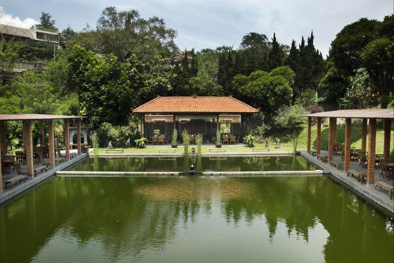 The Cipaku Garden Hotel Bandung Exterior foto